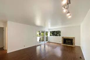 3101 McNary Pkwy, Lake Oswego, OR 97035 - Photo 3