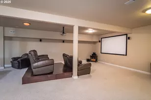 295 Fairway Village Ln, Roseburg, OR 97471 - Photo 31