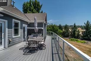 295 Fairway Village Ln, Roseburg, OR 97471 - Photo 15