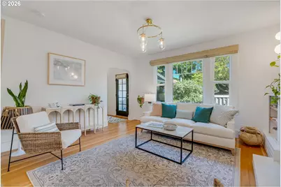 3746 SE Sherman St, Portland, OR 97214 - Photo 5