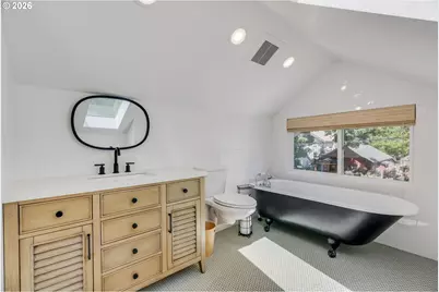 3746 SE Sherman St, Portland, OR 97214 - Photo 25
