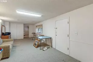 1065 Reserve St, Silverton, OR 97381 - Photo 37