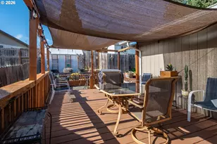 380 Sunnyside Dr, Winston, OR 97496 - Photo 15