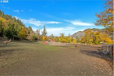624 Willis Creek Rd, Winston, OR 97496 - Photo 39