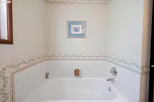 20130 SW 71st Ave, Tualatin, OR 97062 - Photo 19