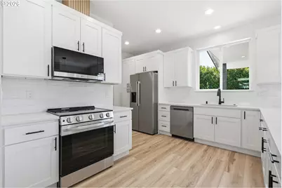 10338 SE Ramona St, Portland, OR 97266 - Photo 7