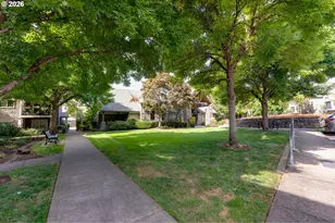646 NE Roydon Ln, Hillsboro, OR 97006 - Photo 39
