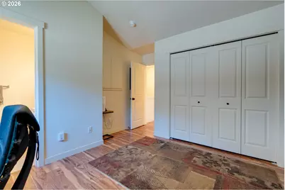 646 NE Roydon Ln, Hillsboro, OR 97006 - Photo 31