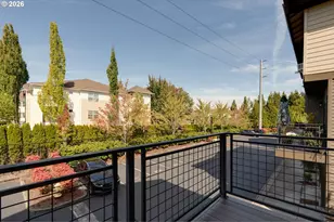 646 NE Roydon Ln, Hillsboro, OR 97006 - Photo 25