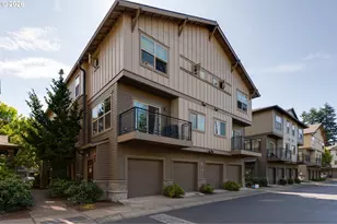 646 NE Roydon Ln, Hillsboro, OR 97006 - Photo 1