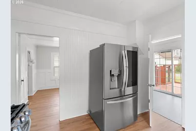 204 S Main St, Newberg, OR 97132 - Photo 11