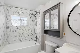 204 S Main St, Newberg, OR 97132 - Photo 17