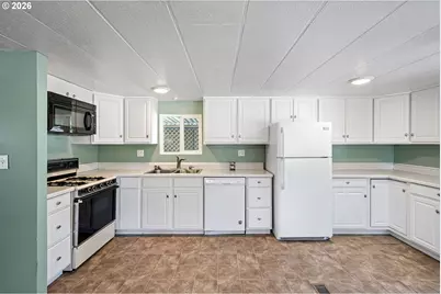 34956 Seavey Loop Rd #73, Eugene, OR 97405 - Photo 5