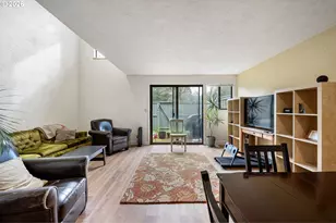 4429 Fox Hollow Rd, Eugene, OR 97405 - Photo 9