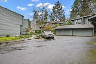 4429 Fox Hollow Rd, Eugene, OR 97405 - Photo 5