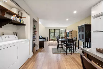 4429 Fox Hollow Rd #3, Eugene, OR 97405 - Photo 7