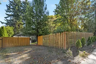 9106 SW Capitol Hwy, Portland, OR 97219 - Photo 41