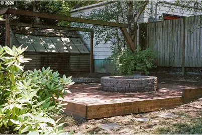 9106 SW Capitol Hwy, Portland, OR 97219 - Photo 35