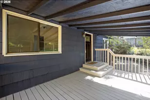9106 SW Capitol Hwy, Portland, OR 97219 - Photo 5