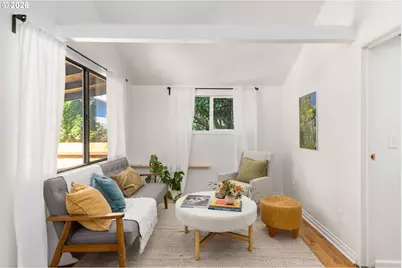 9106 SW Capitol Hwy, Portland, OR 97219 - Photo 9