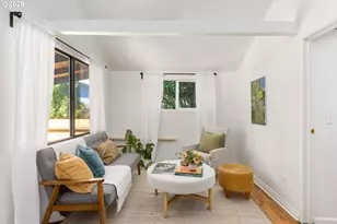9106 SW Capitol Hwy, Portland, OR 97219 - Photo 9