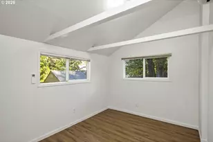 9106 SW Capitol Hwy, Portland, OR 97219 - Photo 21