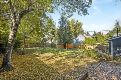 9106 SW Capitol Hwy, Portland, OR 97219 - Photo 37