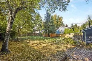 9106 SW Capitol Hwy, Portland, OR 97219 - Photo 37