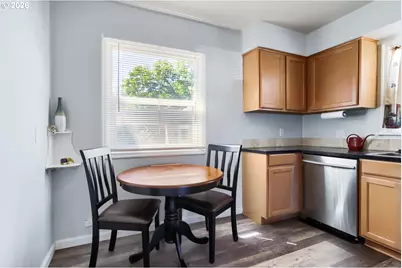 9320 SE Yamhill St, Portland, OR 97216 - Photo 9