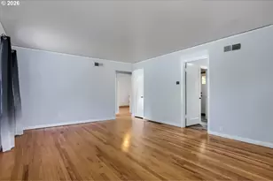 9320 SE Yamhill St, Portland, OR 97216 - Photo 9