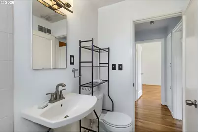 9320 SE Yamhill St, Portland, OR 97216 - Photo 17