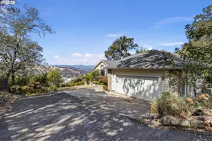 1385 SE Laurel Ct, Roseburg, OR 97470 - Photo 39