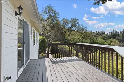 1385 SE Laurel Ct, Roseburg, OR 97470 - Photo 33
