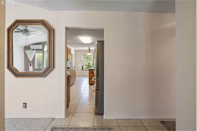 1385 SE Laurel Ct, Roseburg, OR 97470 - Photo 7
