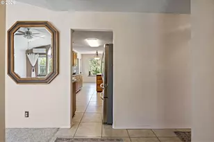 1385 SE Laurel Ct, Roseburg, OR 97470 - Photo 7