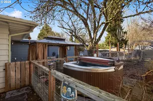 1487 Barton St, Eugene, OR 97404 - Photo 37