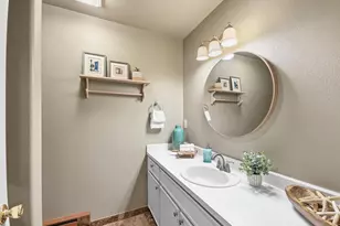 3596 Westleigh St, Eugene, OR 97405 - Photo 15