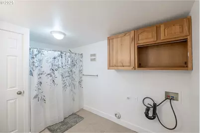 1810 Liberty St NE, Salem, OR 97301 - Photo 23