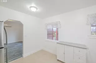 1810 Liberty St NE, Salem, OR 97301 - Photo 17