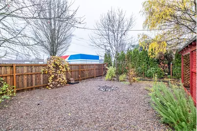 1810 Liberty St NE, Salem, OR 97301 - Photo 33