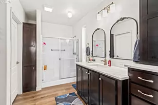 27481 10th St, Junction City, OR 97448 - Photo 17