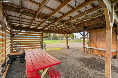 27481 10th St, Junction City, OR 97448 - Photo 27