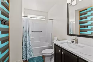 27481 10th St, Junction City, OR 97448 - Photo 13