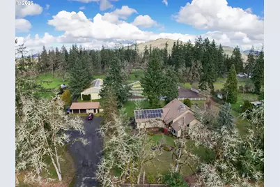 34817 Matthews Rd, Eugene, OR 97405 - Photo 5