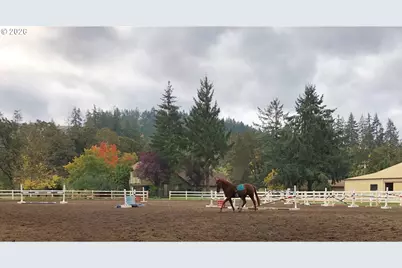 34817 Matthews Rd, Eugene, OR 97405 - Photo 3