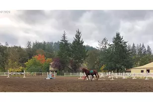 34817 Matthews Rd, Eugene, OR 97405 - Photo 3