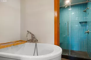 34817 Matthews Rd, Eugene, OR 97405 - Photo 13