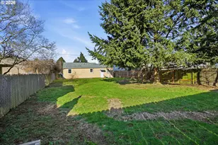 9314 SE Harrison St, Portland, OR 97216 - Photo 15