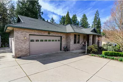 48482 E Meadow Way, Oakridge, OR 97463 - Photo 1