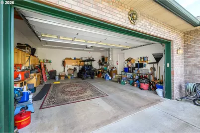 48482 E Meadow Way, Oakridge, OR 97463 - Photo 3